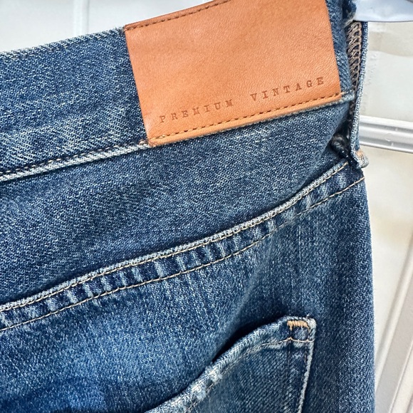 Citizens of Humanity Liya High Rise Classic Fit Crop - Picture 3 of 9